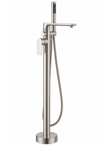 Percée, ​Brass Faucet with chrome finish for freestanding bathtubs